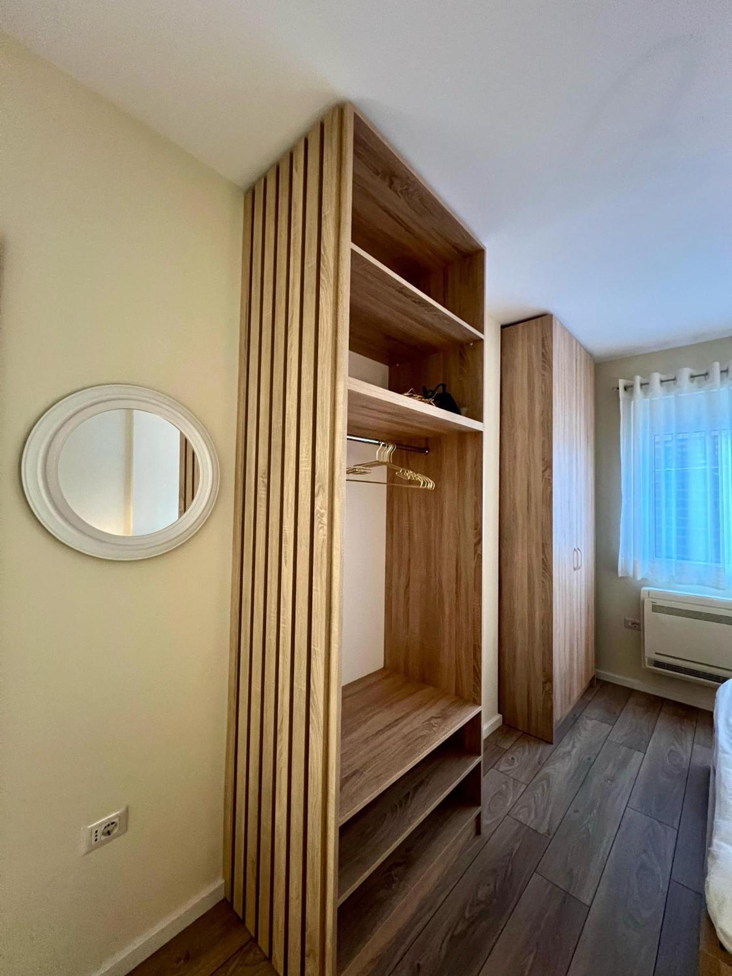 Apartamento Metropolitan Charm: Cozy 1Br In 7Min To Skanderbeg Tirana Exterior foto