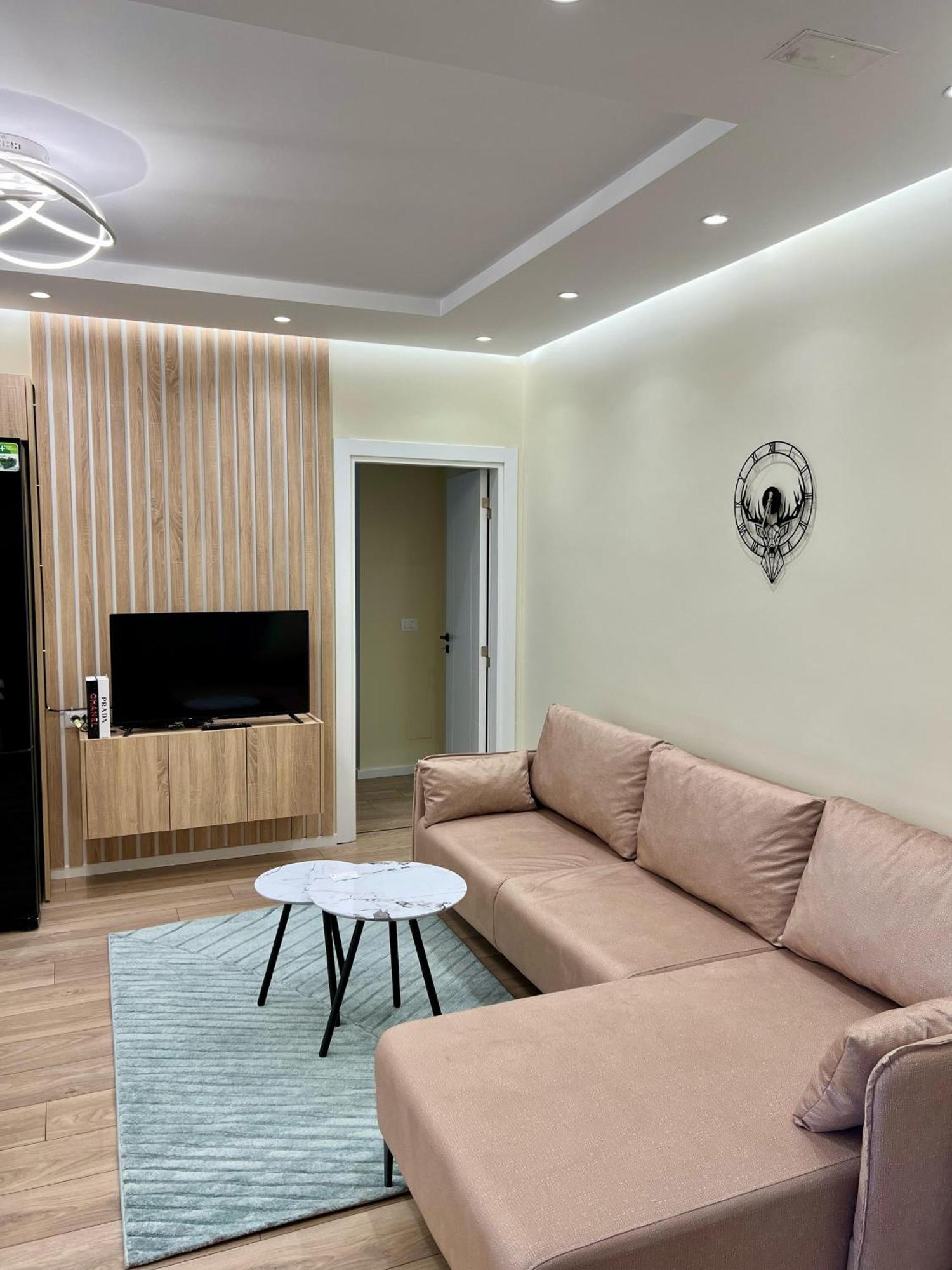 Apartamento Metropolitan Charm: Cozy 1Br In 7Min To Skanderbeg Tirana Exterior foto